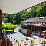 Отель Logis Ur-hegian 2*