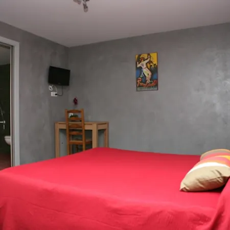 Hotel Logis Ur-hegian 2*