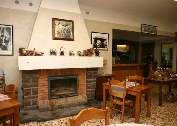 Logis Ur-hegian فندق Aïnhoa