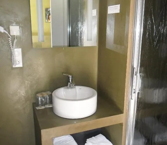 Logis Ur-hegian Ξενοδοχείο