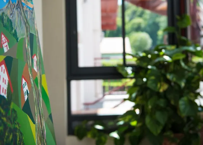 Logis Ur-hegian Ξενοδοχείο 2*